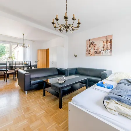 Semesterbostad Private House